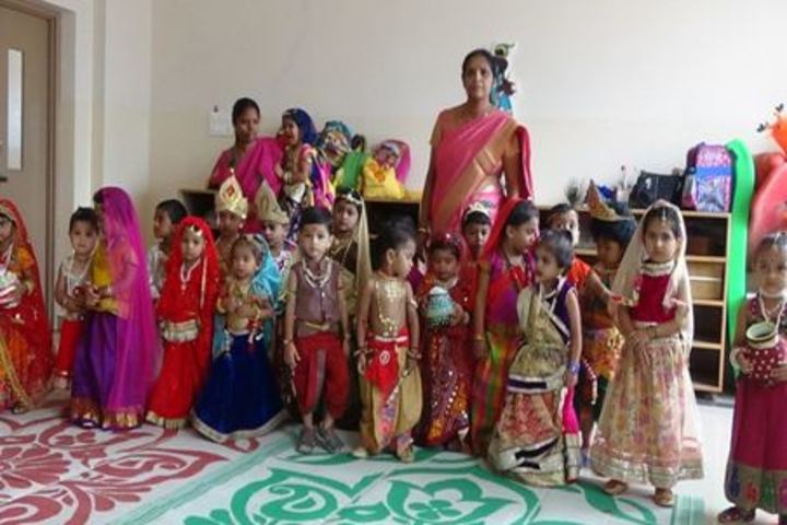 Smt Vimala Kulkarni Memorial School-Fancydress