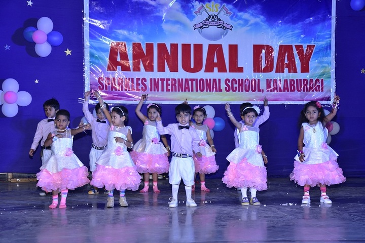 Sparkles International School-Dance1