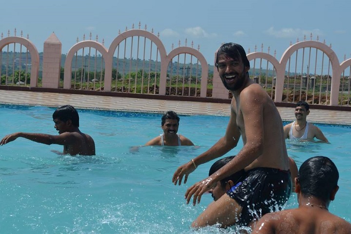 Swaminarayan International School-Swimming Pool