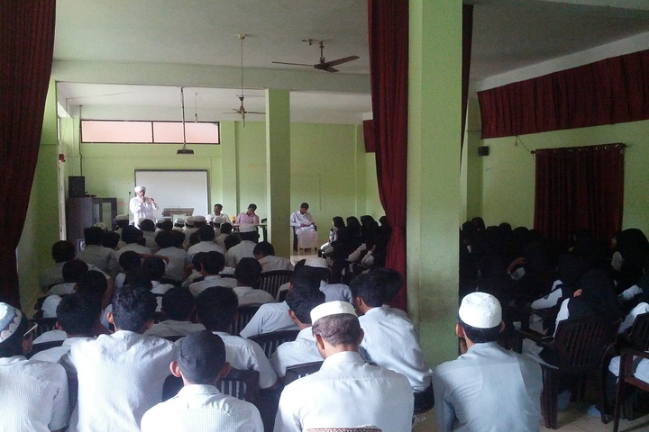 Al Falah Amm English School-Meeting