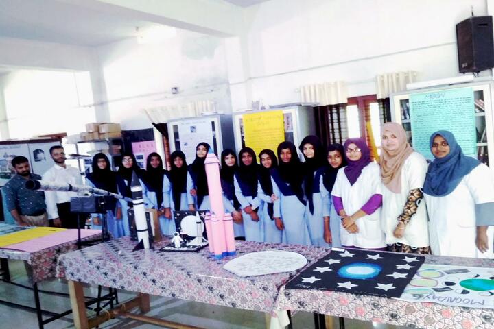 Al Falah English School-Exhibition