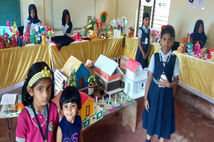 Al Farooque School-Exhbition