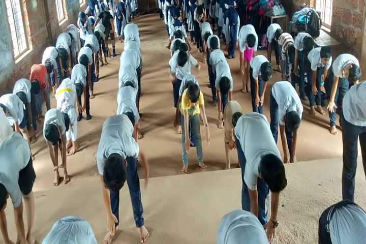 Al Farooque School-Yoga