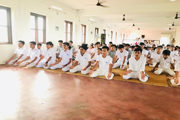 Aliya Senior Secondery School-Yoga