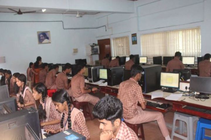 Amrita Vidyalayam-Computer Lab
