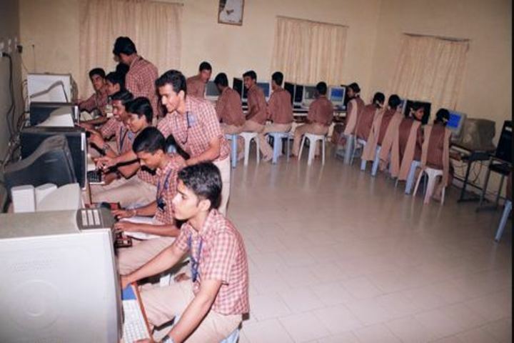 Amrita Vidyalayam-Computer Lab