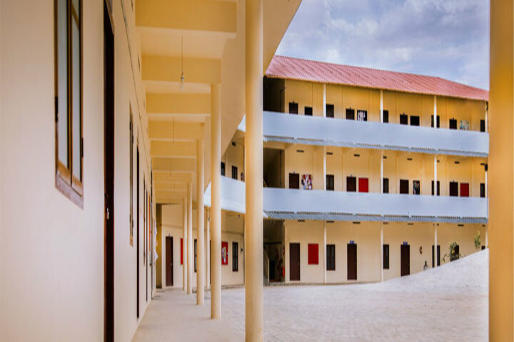 Anns English Medium School-Campus