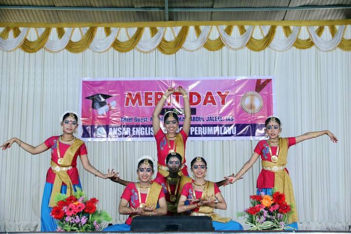 Ansar English School-Dances2