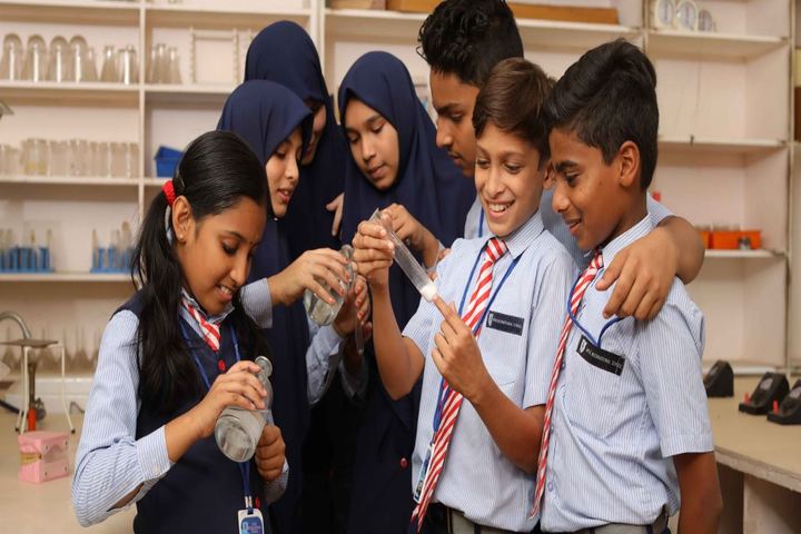 Apex International School-Lab