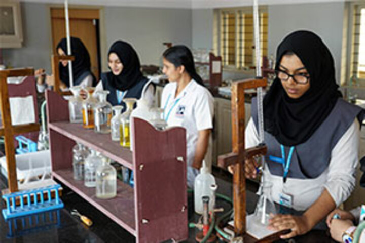 Apsara Public School-Lab