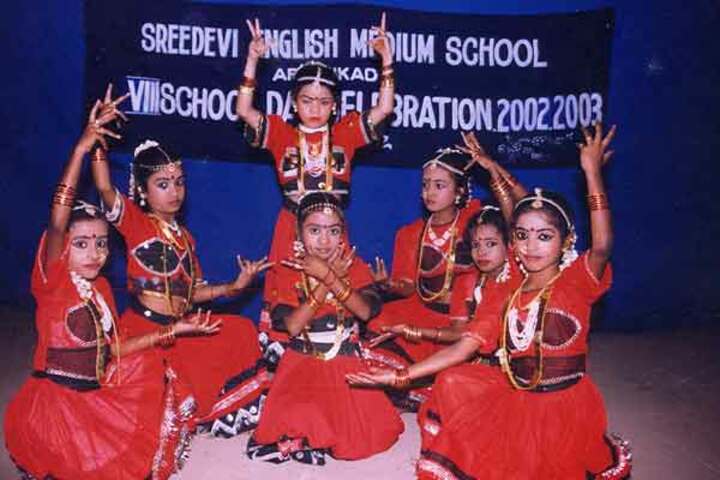 Aravukad Sreedevi English Medium Secondary School-Dances