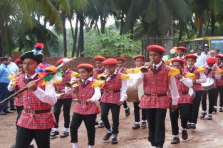 Azeeziya English Medium School-March Past