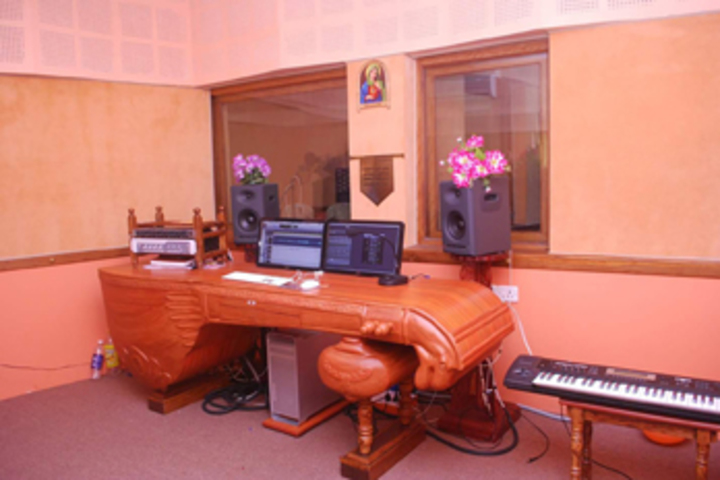 Bharathamatha Cmi Public School-Music Room