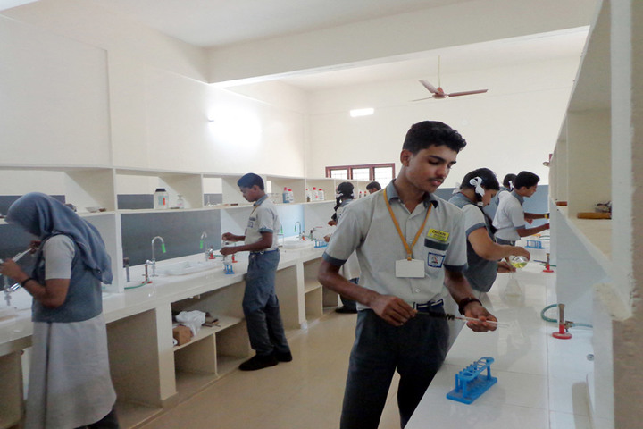 Bharathiya Vidhya Peedam School-Chemistry Lab
