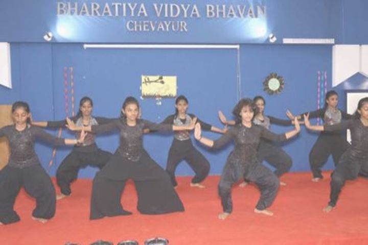 Bharatiya Vidya Bhavan School-Dance