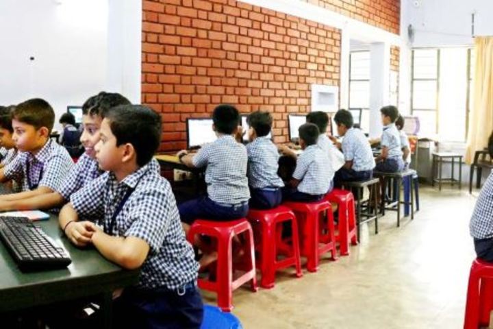 Bharatiya Vidya Bhavan Vidya Mandir-Computer Lab