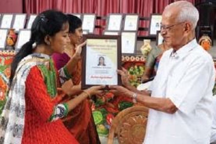 Bharatiya Vidya Bhavans Vidya Mandir-Award
