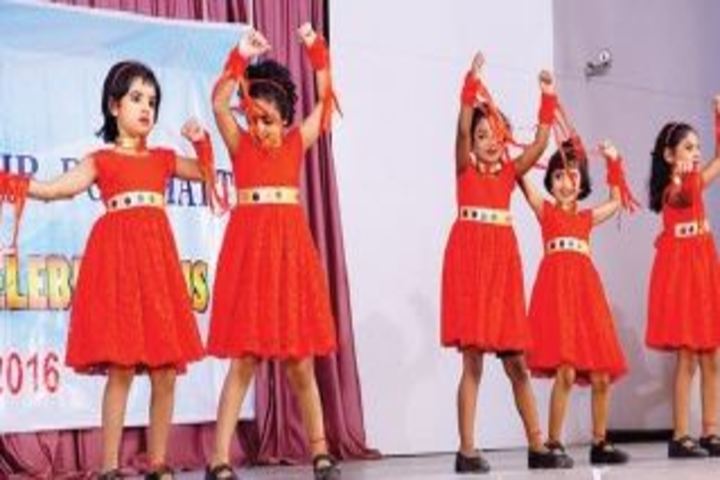 Bharatiya Vidya Bhavans Vidya Mandir-Dance