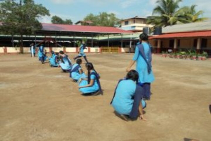 Bharatiya Vidya Bhavans Vidya Mandir-Kho Kho