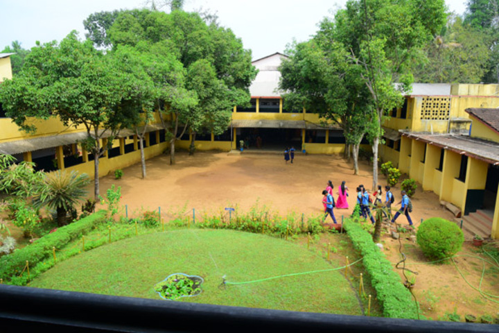 BhavanS Newsprint Vidyalaya-Campus
