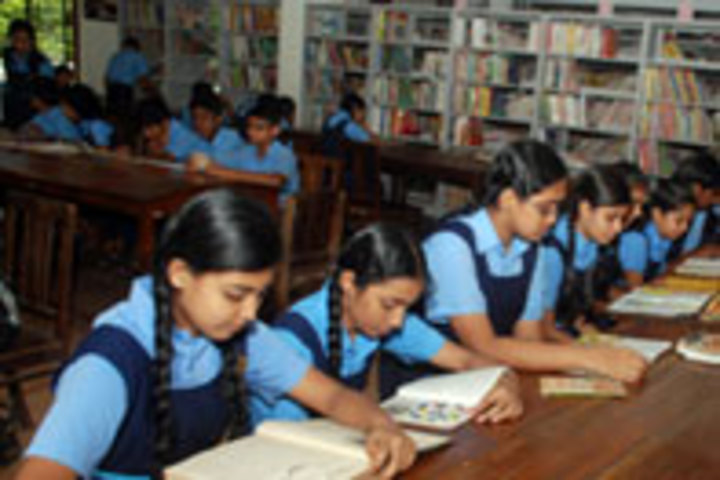 Bhavans Vidya Mandir-Library