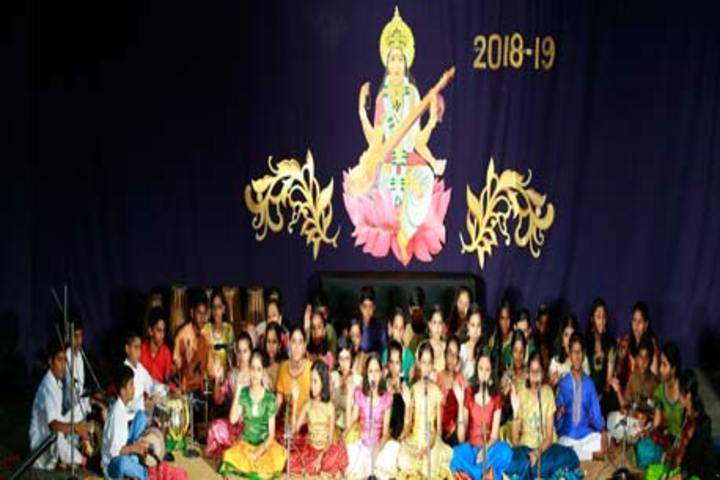 Bhavans Vidya Mandir-Singing
