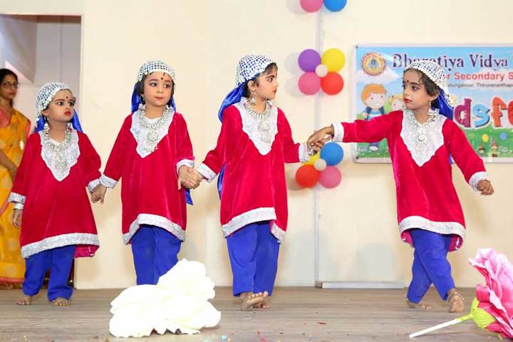 Bhavans Vivekananda Vidya Mandir-Dance