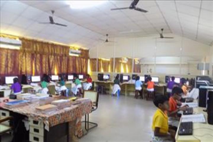Bhavans Munshi Vidyashram-Computer Lab