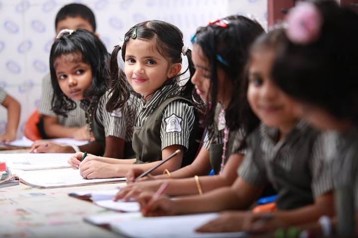 Bukhari English School-Library