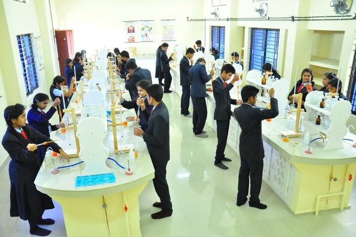 Carmel Cmi Public School-Physics Lab