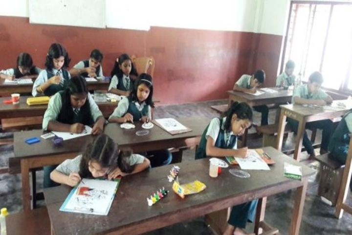 Carmel Rani Public School-Classroom