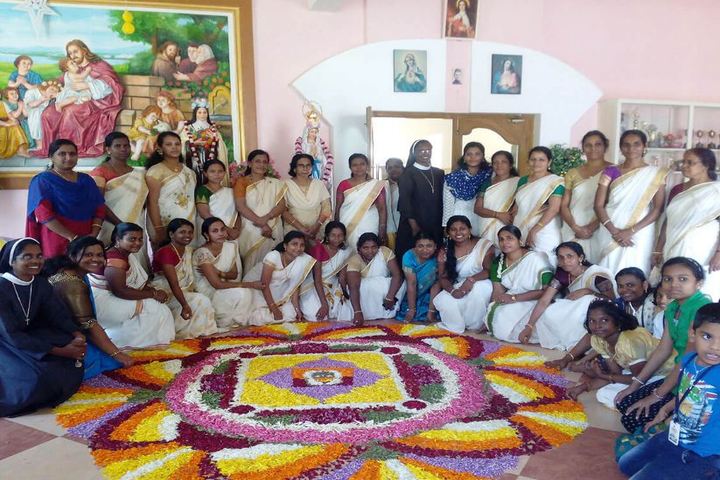 Cherupushpam English Medium School-Onam Celebrations