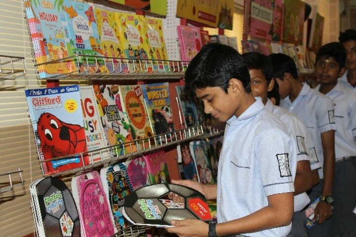 Chinmaya Vidyalaya-Book Fair