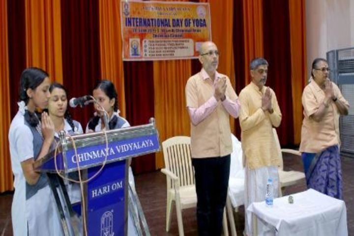 Chinmaya Vidyalaya-Singing