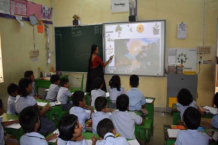 Chinmaya Vidyalaya-Classroom