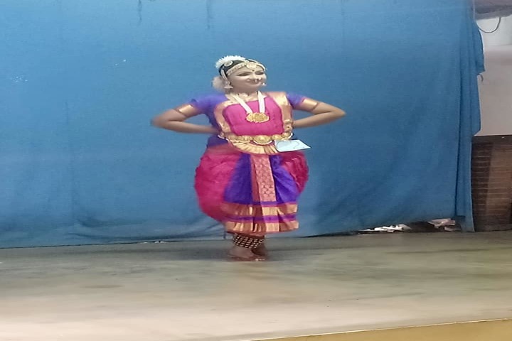Christhujyothi English Medium School-Cultural Dance