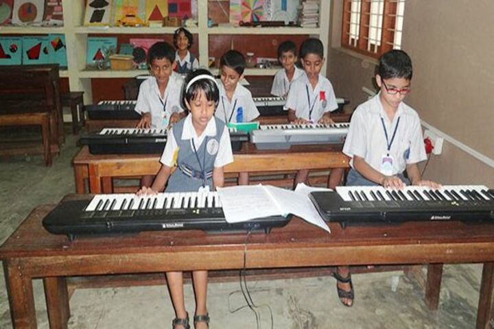 Cluny Public School-Music Room