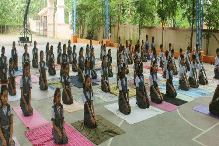 Cluny Public School-Yoga Day