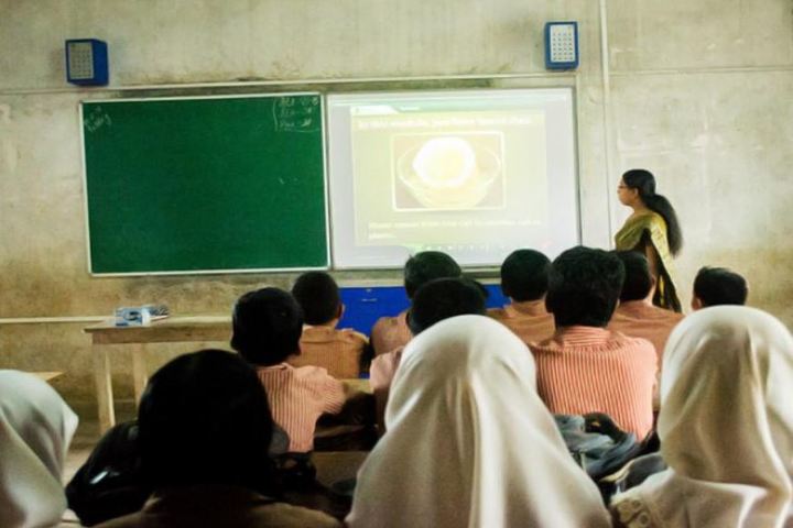 Crescent English Medium School-Smart Clssroom