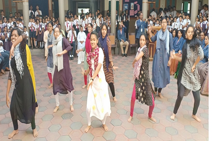 De Paul Public School-Dance