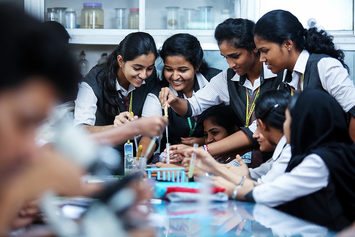 De Paul Public School-Chemistry lab