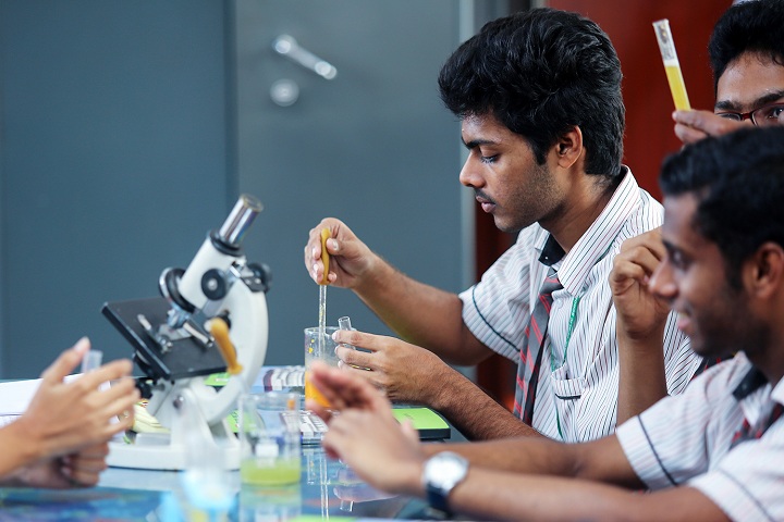 De Paul Public School-Physic lab