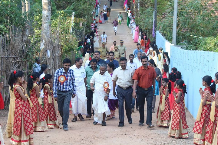 Delta Central School-Guest inviting