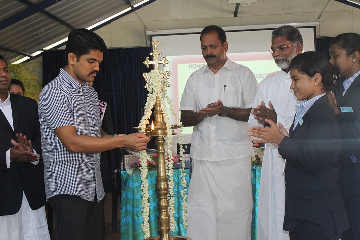 Girijyothi Cmi Public School-Lighting the lamp