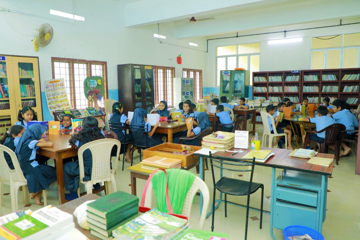 Hira Public School-Library