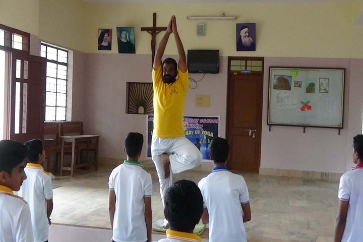 Holy Cross Convent School-Yoga