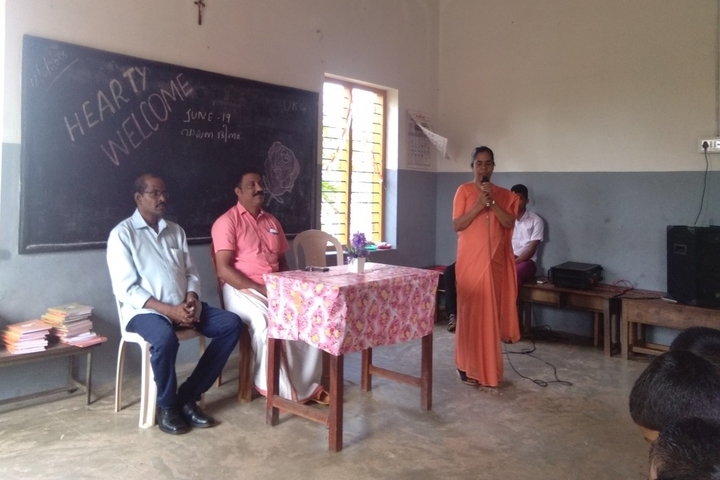 Holy Cross Public School-Seminar