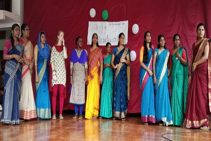 Holy Cross School-Teachers day