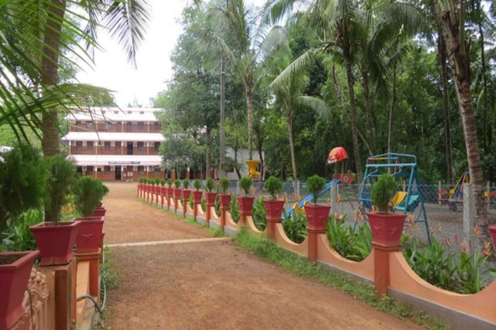 Holy Cross School-Campus
