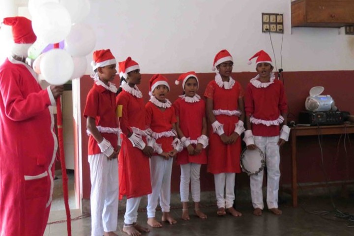 Holy Cross School-Christmas Celebration